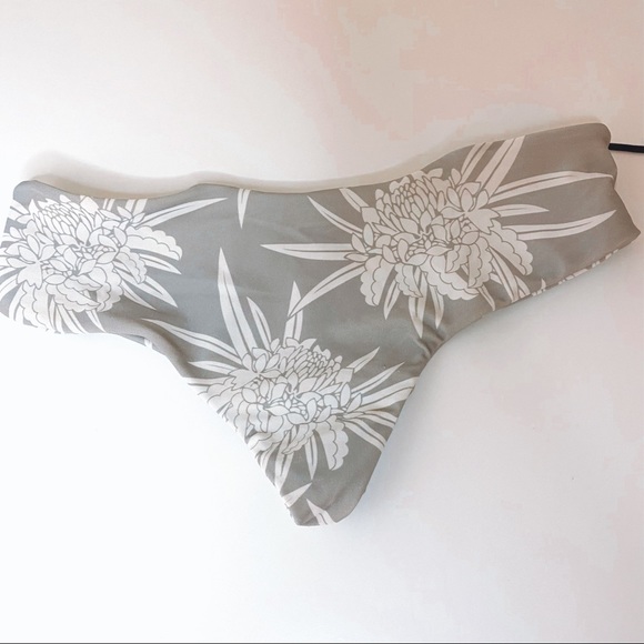 Mikoh bundle - Picture 5 of 5